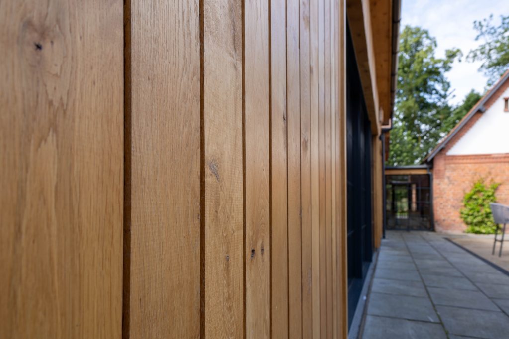 Solid-Oak-Shadow-Gap-cladding